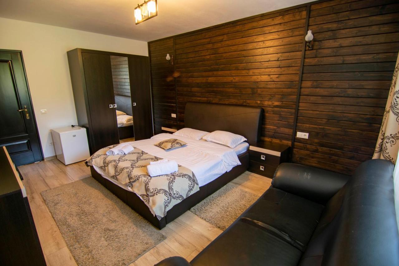 Hotel Alpina Panoramic Moisei Exteriér fotografie