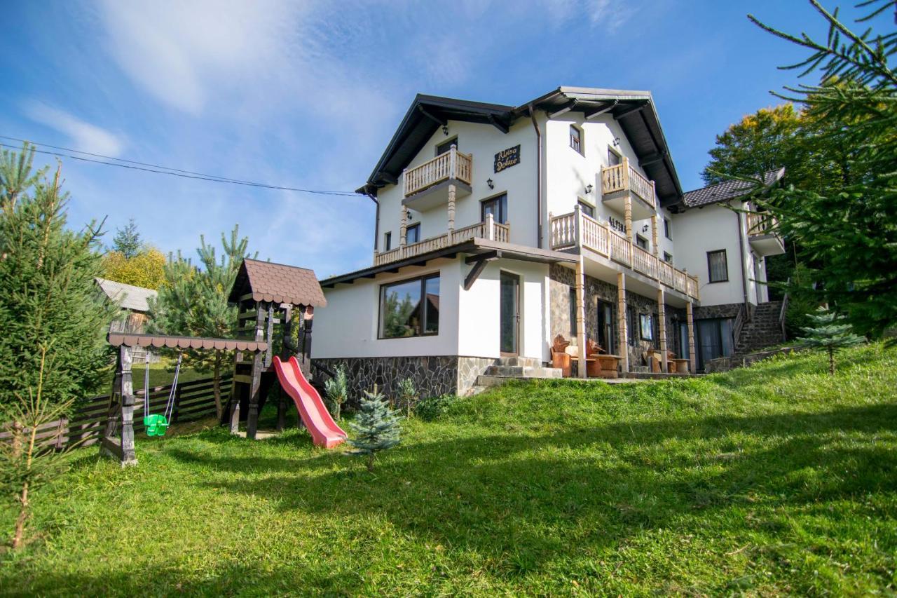 Hotel Alpina Panoramic Moisei Exteriér fotografie
